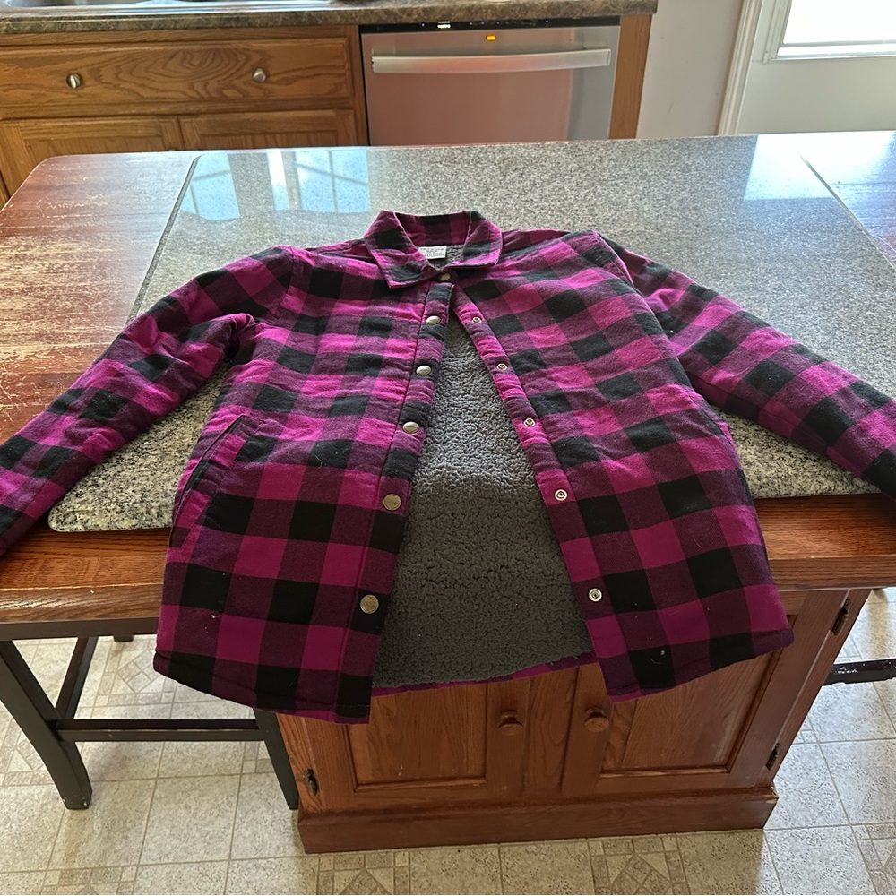 Girls carhartt flannel Sherpa size M 10/12